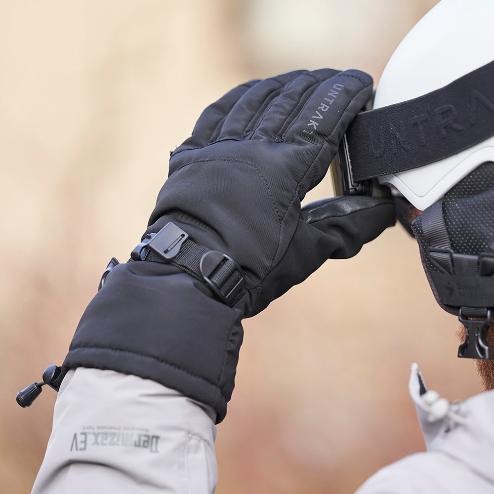 Jet Gloves (Black) | Untrakt