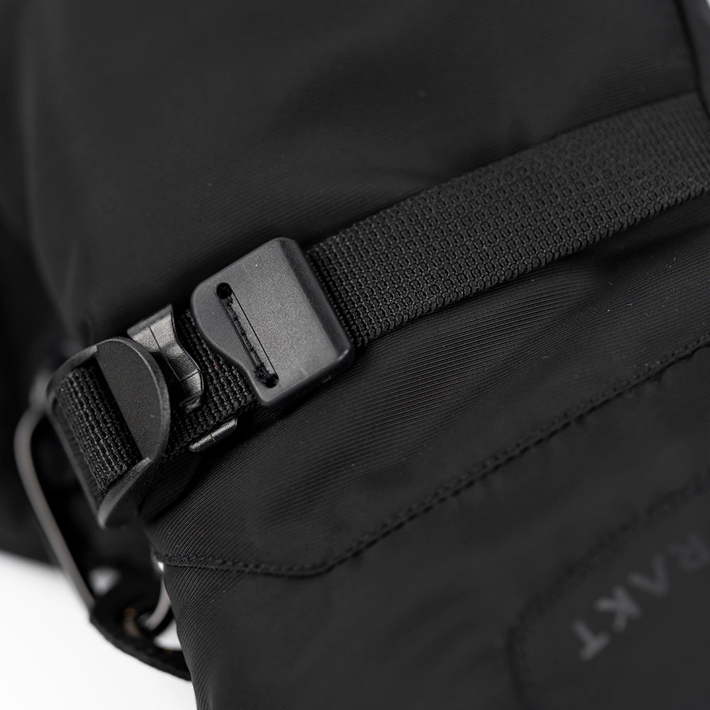 Jet Mittens (Black) | Untrakt