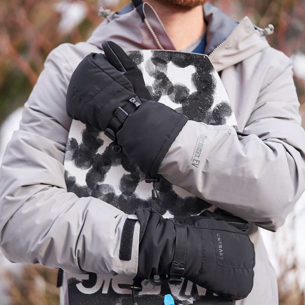 Jet Mittens (Black) | Untrakt