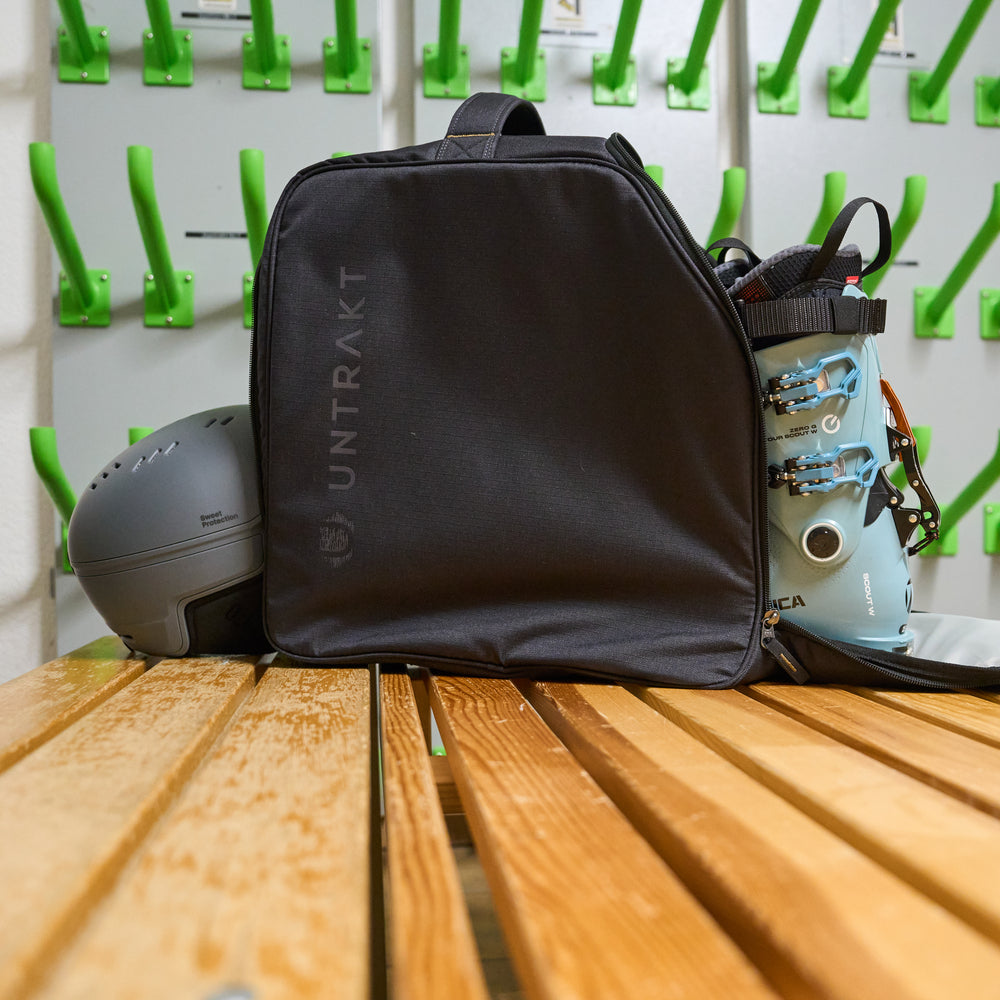 Ski Boot & Helmet Boot Bag (Coal) | Untrakt