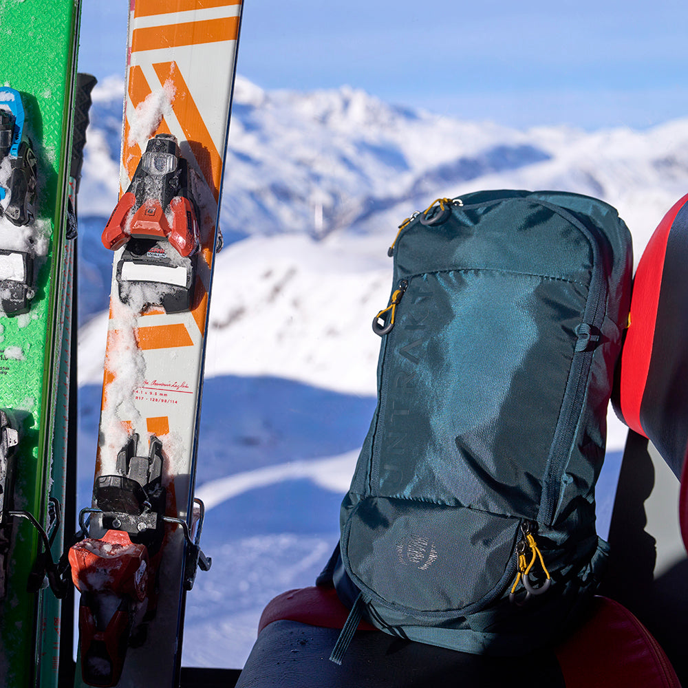 Serac 18L Ski Backpack (Petrol)