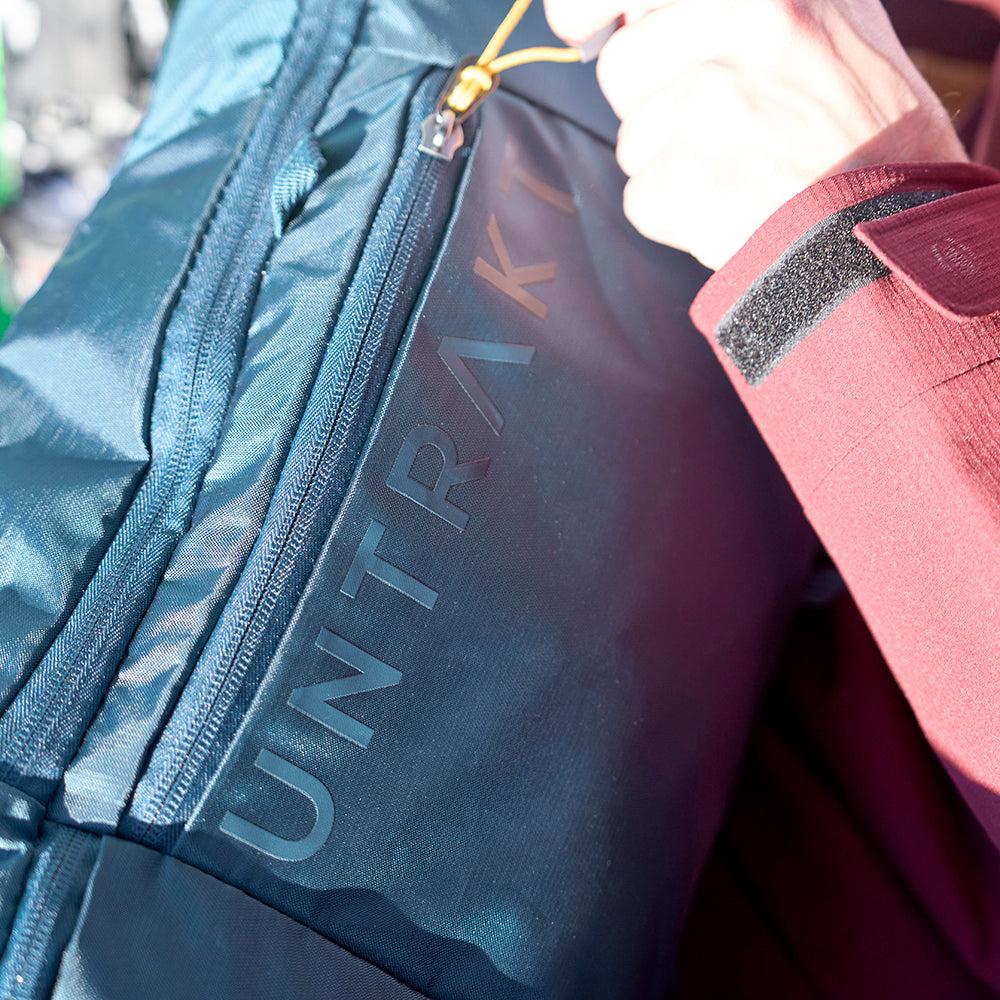 Serac 18L Ski Backpack (Petrol)