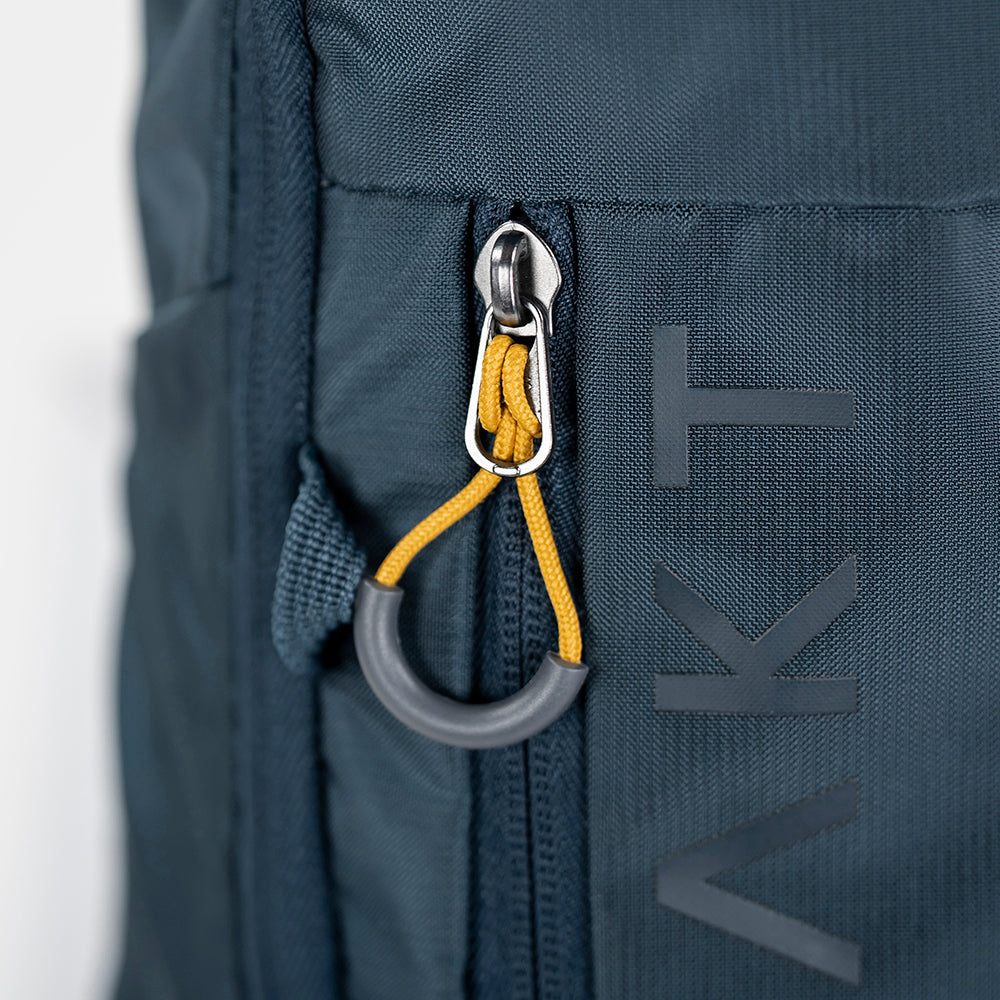 Serac 18L Ski Backpack (Petrol)