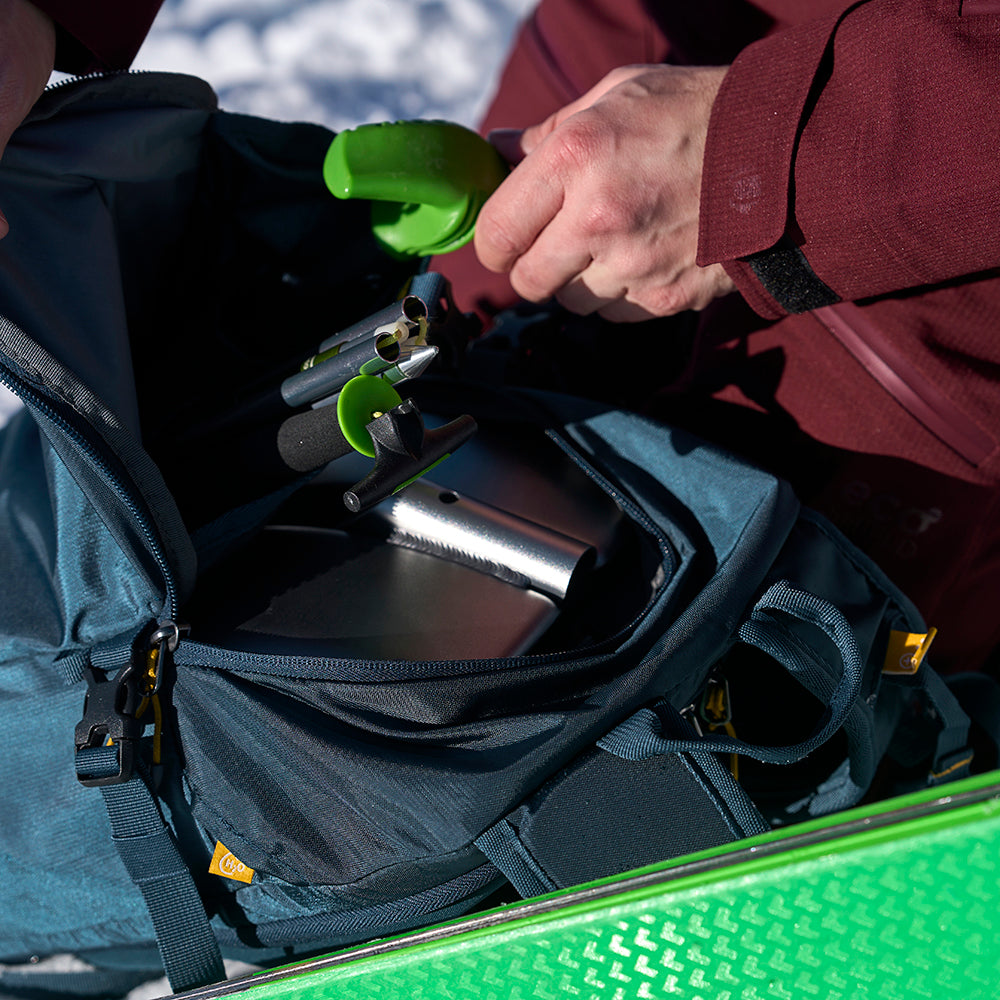 Serac 24L Ski Backpack (Petrol)