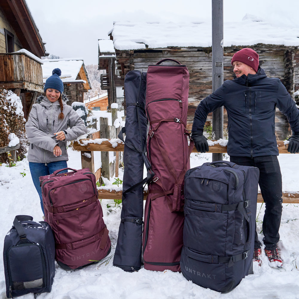 Ski Roller Bag (Burgundy) | Untrakt