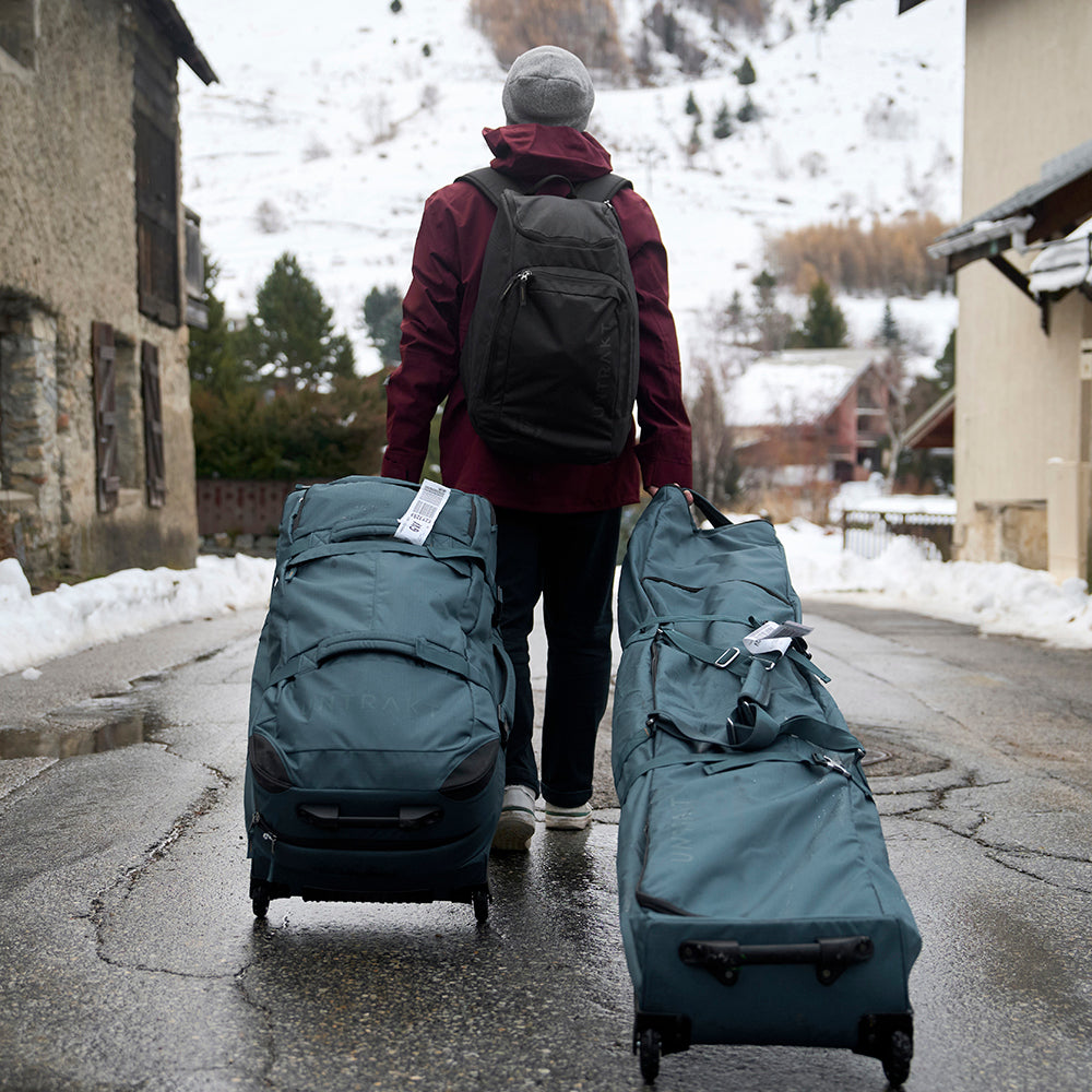 Untrakt Ski Roller Bag (Ink)