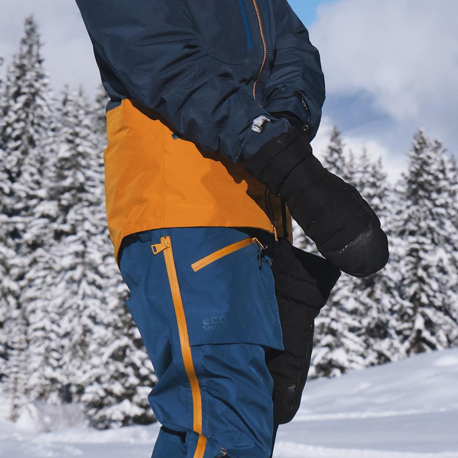 Untrakt Mafic Insulated Ski Mitts (Black) - Unbound Supply Co.