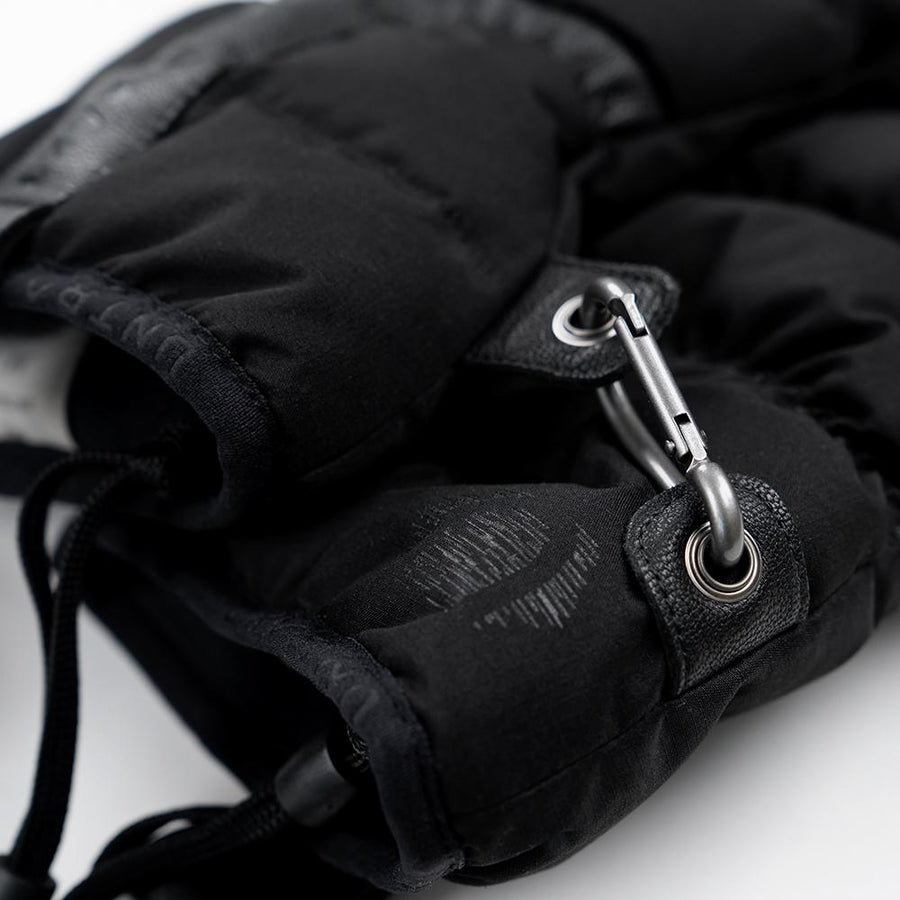 Untrakt Mafic Insulated Ski Mitts (Black) - Unbound Supply Co.